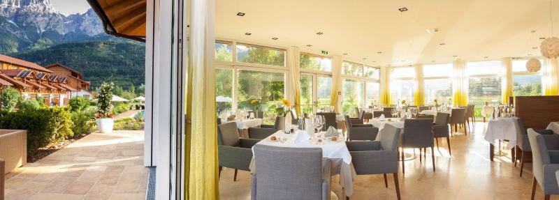 Dolomitengolf Hotel & Spa Lavant Exterior photo